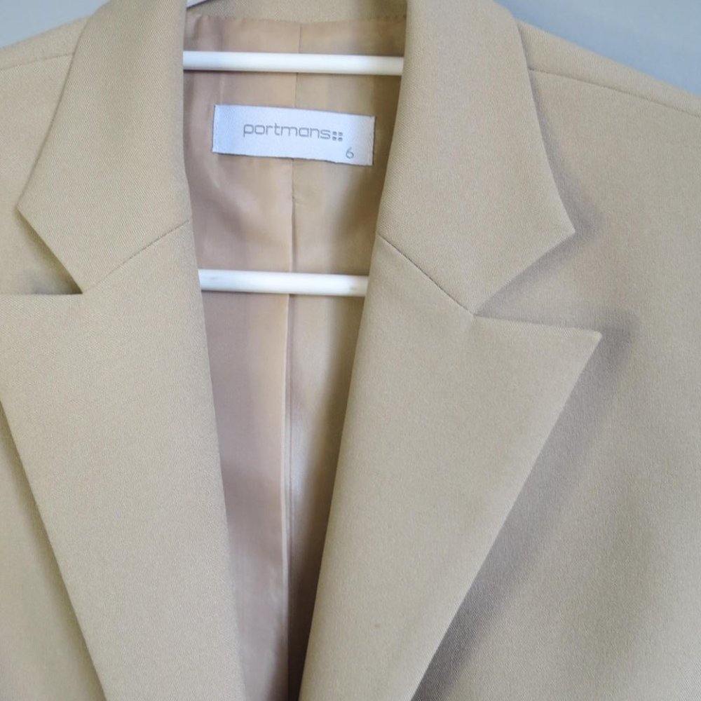 PORTMANS - CLASSIC, FITTED STYLE JACKET - SIZE 6 - PRESENTS AS NEW. - Picture 5 of 8